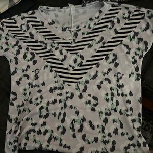 White Birch Minty Leopard Chevron Striped Top Wore 1X (45)